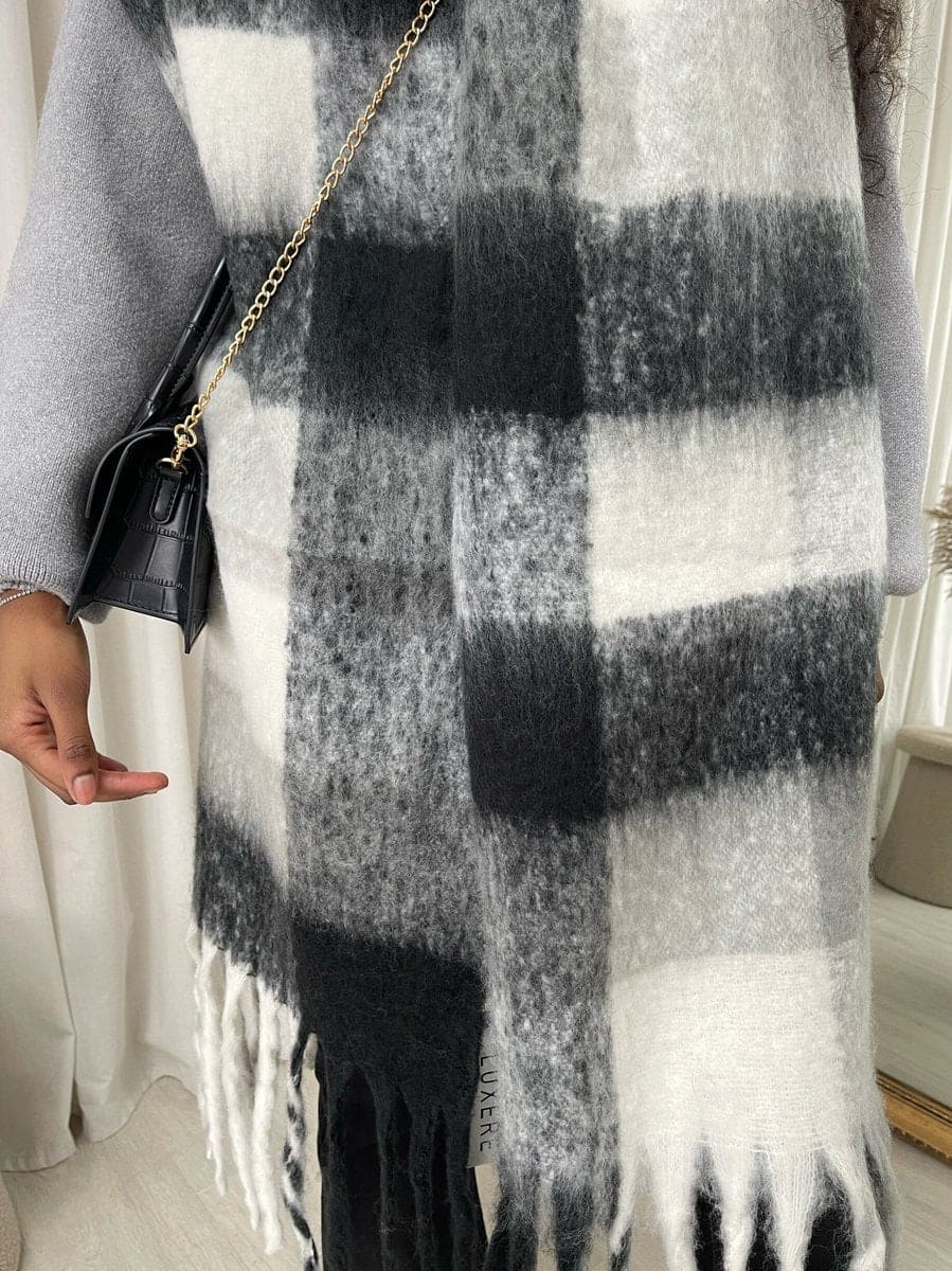 Striped Soft Comfortable Oversized Chunky Scarf