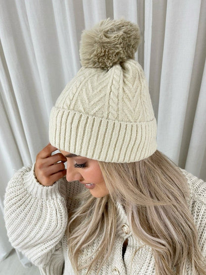 Chunky Knit Fur Pom Beanie Hat