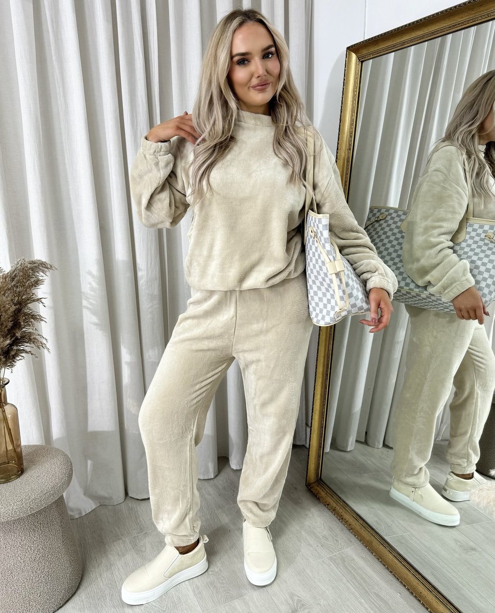 Velvet Long Sleeve Loose Top and Jogger Loungewear Co-ord Set